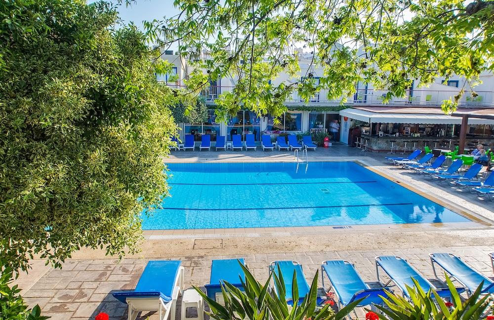 Green Bungalows Hotel Apartments Aya Napa Dış mekan fotoğraf