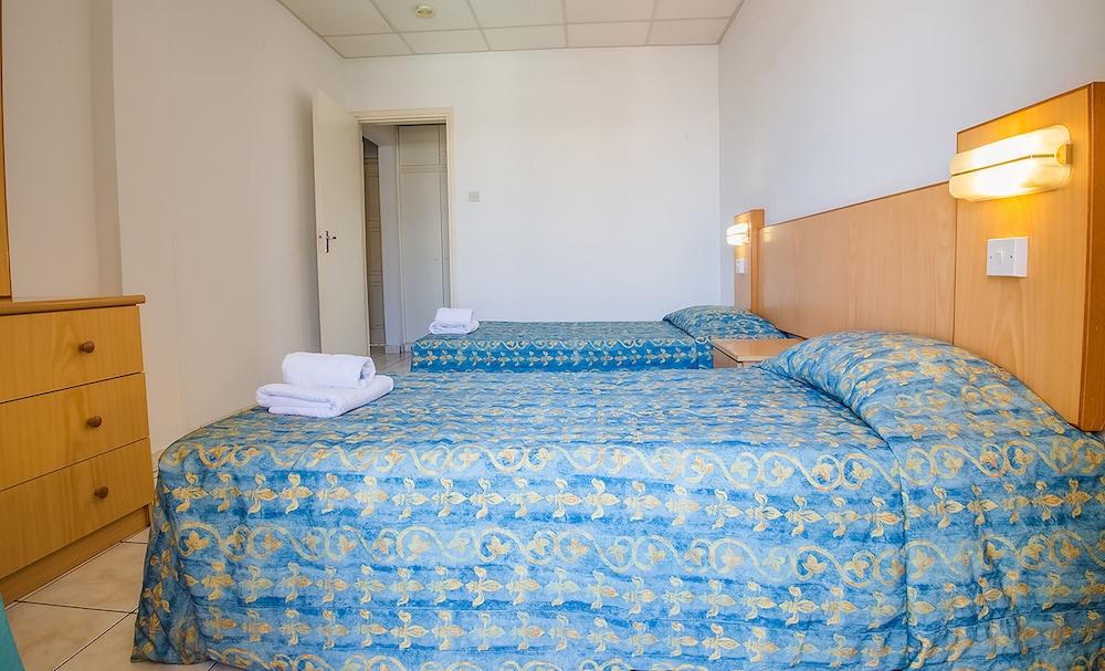 Green Bungalows Hotel Apartments Aya Napa Dış mekan fotoğraf